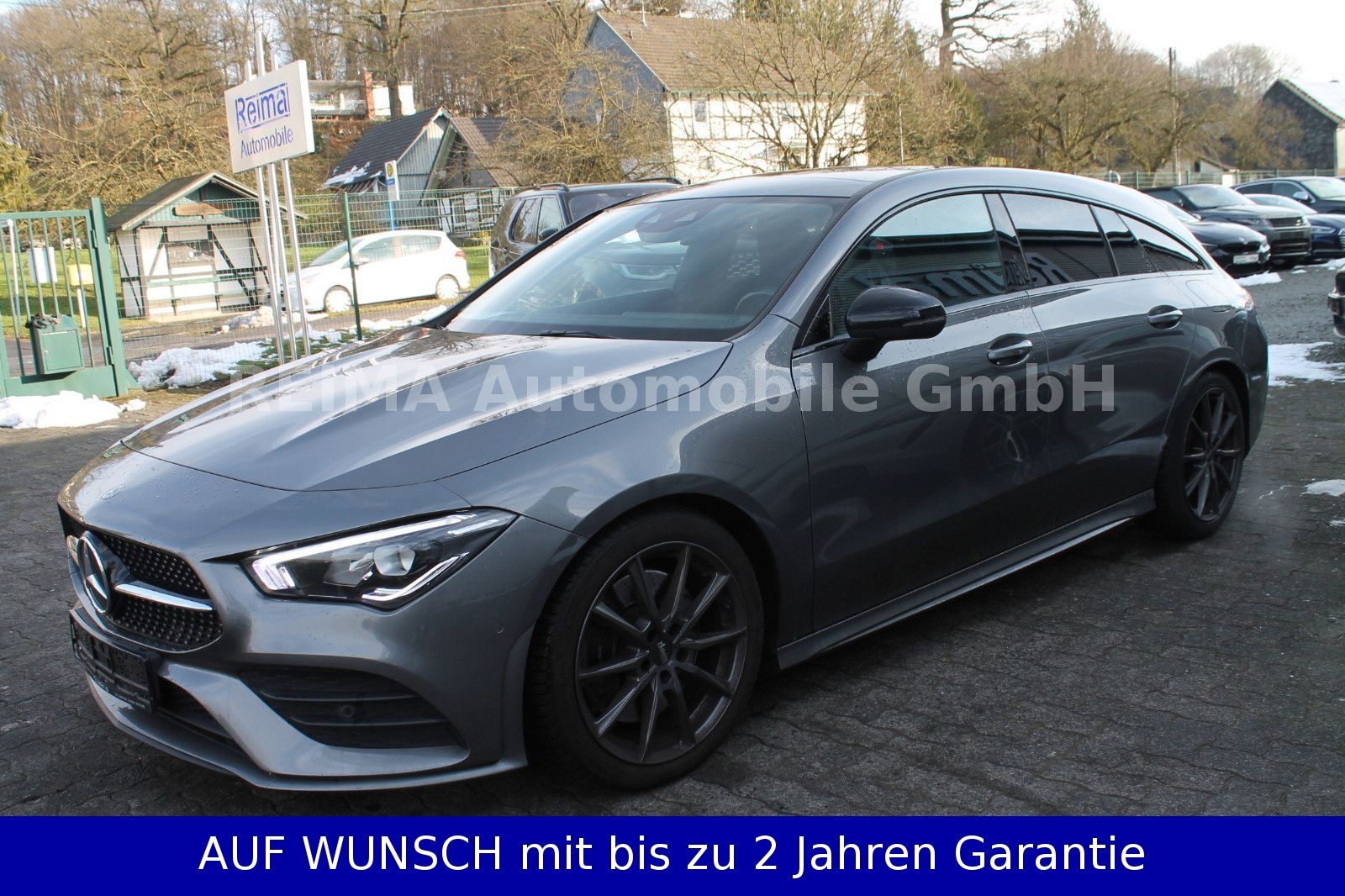 Fahrzeugabbildung Mercedes-Benz CLA 250   Shooting Brake 2,0i, AMG Styling, Pano