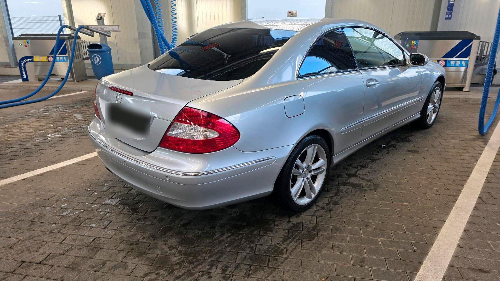 Mercedes-Benz CLK 200