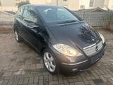 Mercedes-Benz Mercedes A170 Avantgarde Automatik Klima-P... - Mercedes-Benz A 170 in Essen