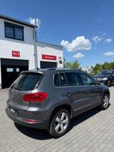 Volkswagen Tiguan Sport & Style 4Motion /AHK/PDC/TEMP/NAVI/ - VW Gebrauchtwagen von 2012