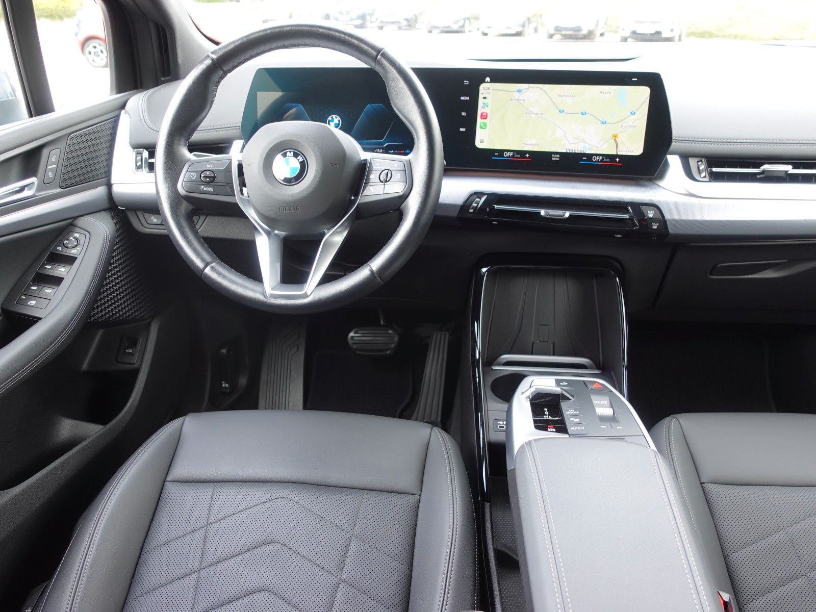 Fahrzeugabbildung BMW 218i Active Tourer Aut. DCT Ad.LED/AHK/el.Heckkl