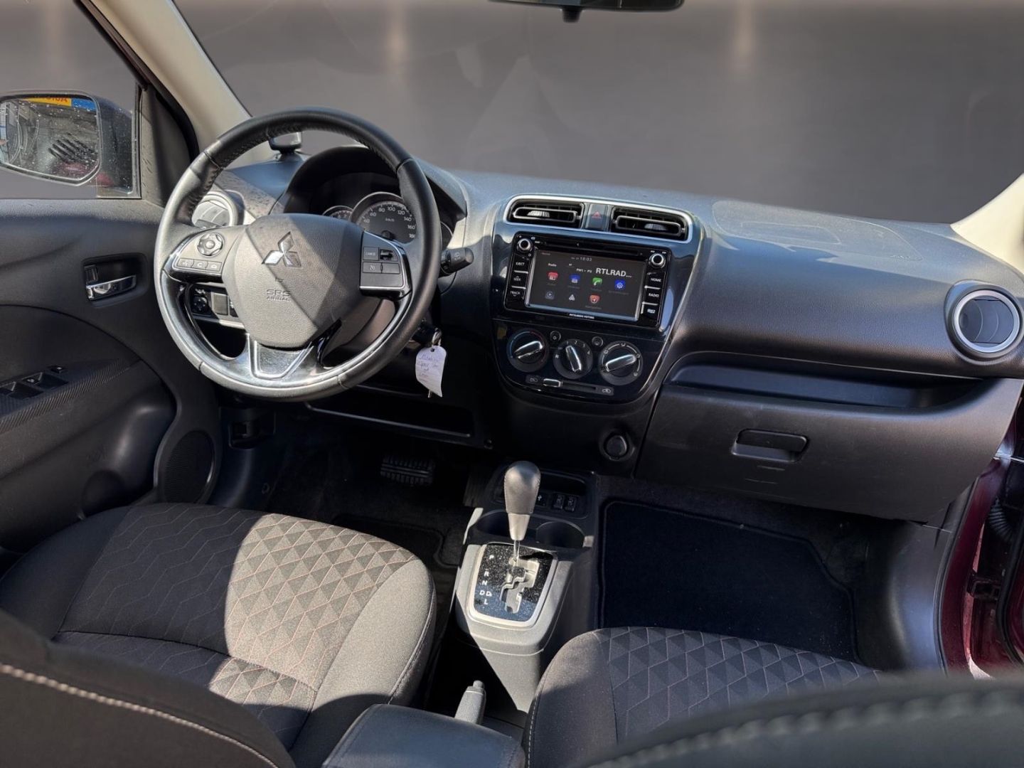 Fahrzeugabbildung Mitsubishi Space Star Top LED Automatik Apple CarPlay Klima