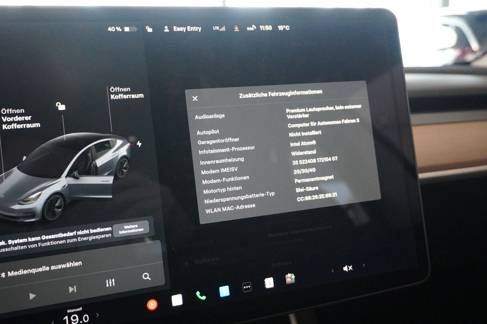 Fahrzeugabbildung Tesla Model 3 Standard Range Plus NAVI/KAMERA/SH/PANO