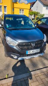 Dacia Lodgy SCe 110 LPG Stepway 7-Sitzer aus 1. Hand - Dacia Lodgy von privat