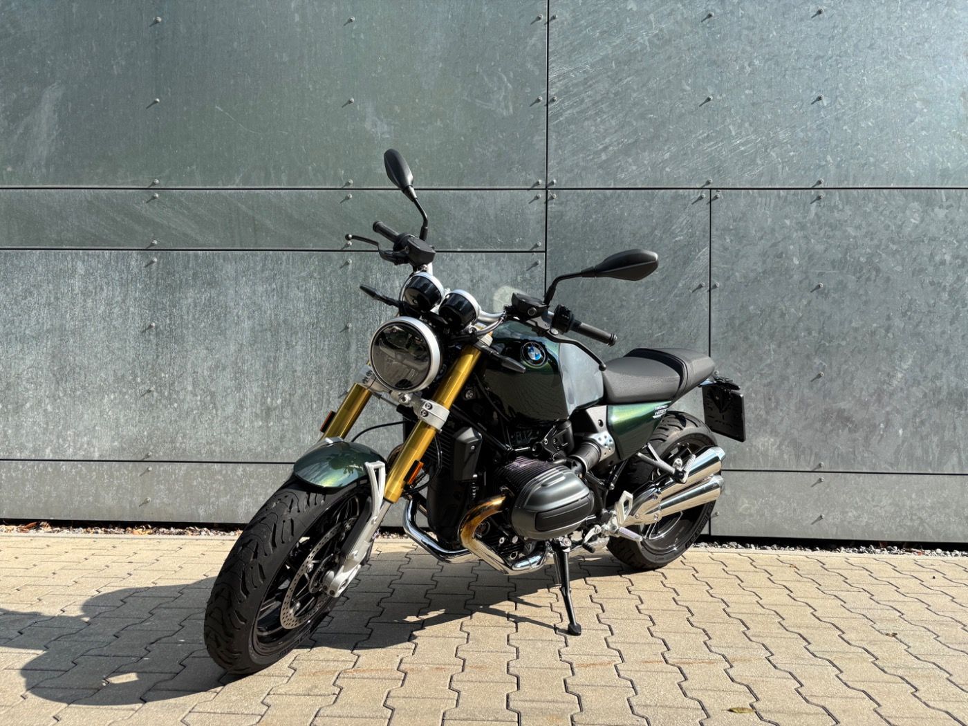 Fahrzeugabbildung BMW R 12 nine T