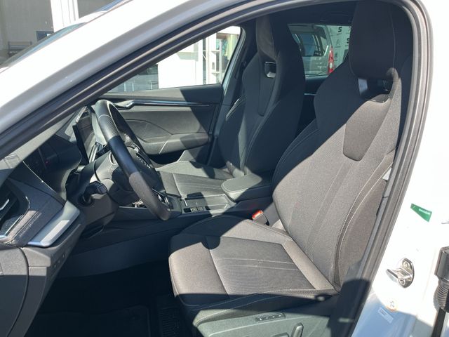 Octavia Combi First Edition 1.5 TSI *SPORT-PAKET