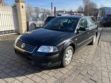 Volkswagen Passat 1.6 Comfortline * TÜV NEU * KLIMAANLAGE * - gebrauchte VW Passat aus dem Jahr 2002