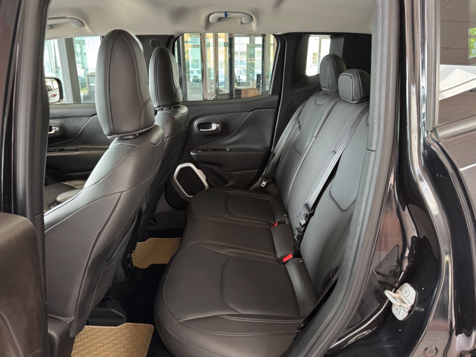 Fahrzeugabbildung Jeep Renegade Limited Adv. Ed. 4x4/LEDER/AHK/KLIMA/SH