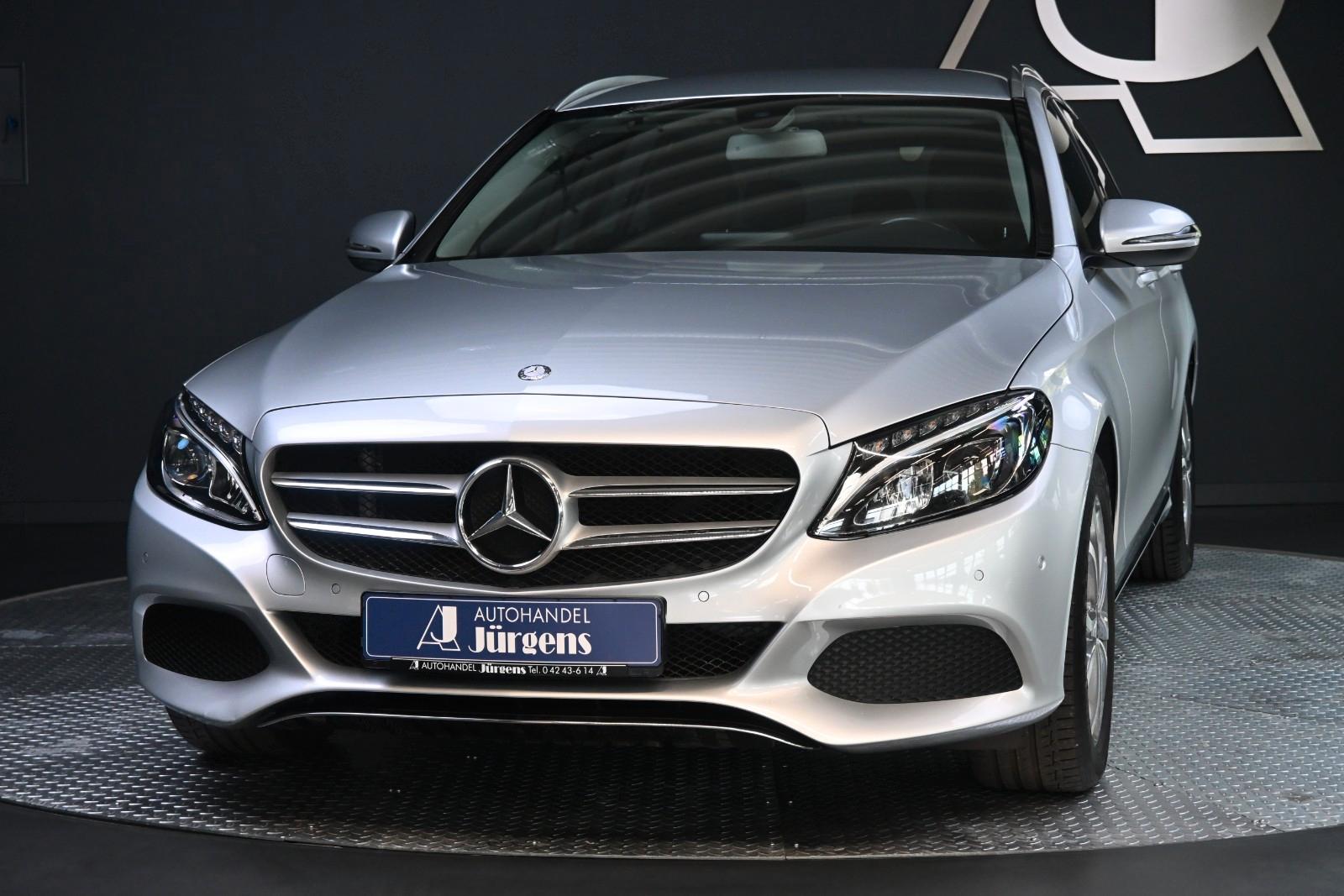 Mercedes-Benz C 220d/LED/RFK/AHK/NAVI