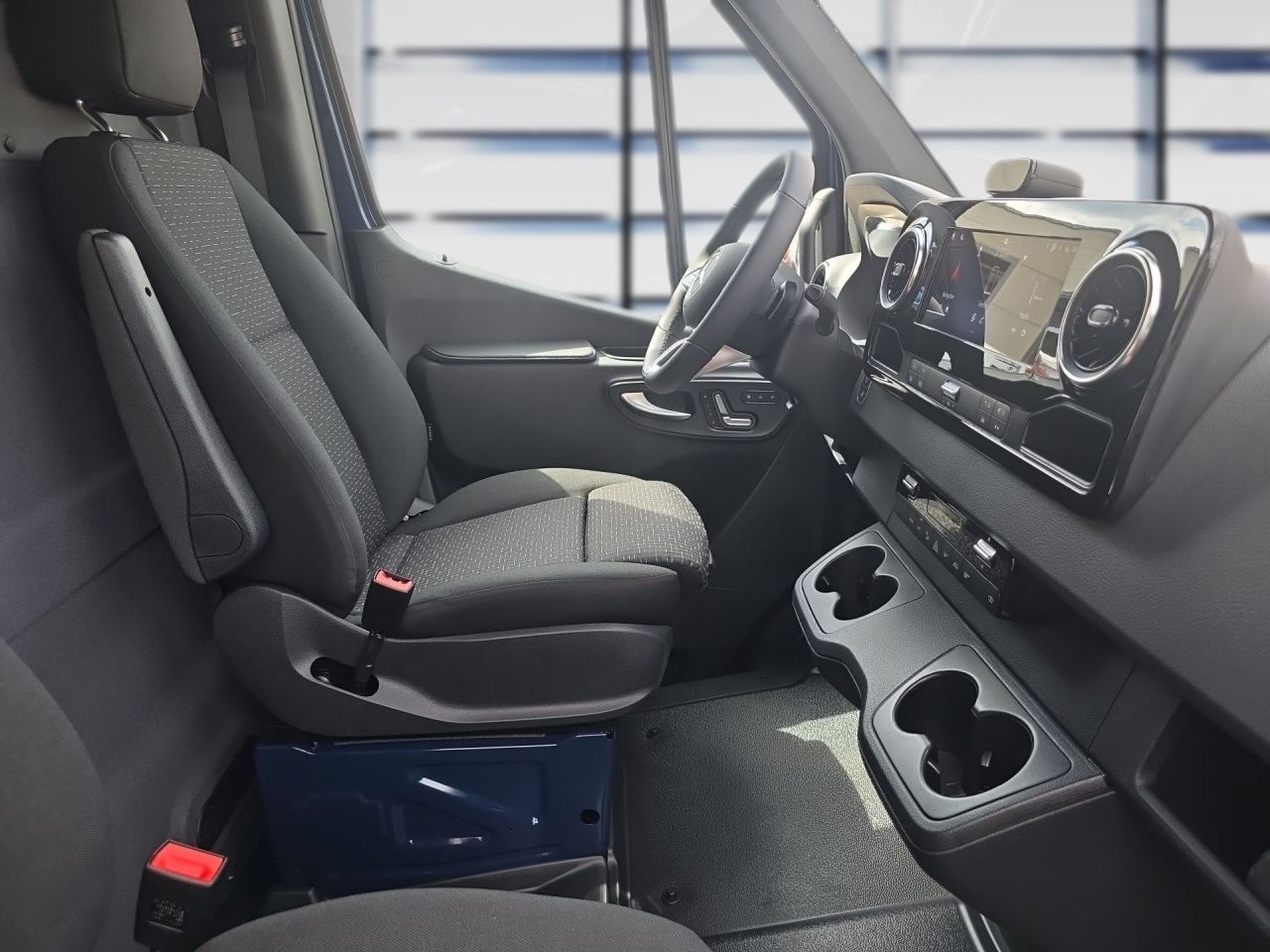 Fahrzeugabbildung Mercedes-Benz Sprinter 319 CDI Kasten Automatik*Klima*LED*Sele