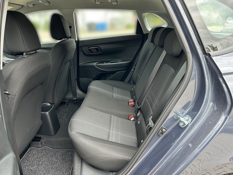Fahrzeugabbildung Hyundai i20 MY25 1.0T SELECT FUNKT-P !ABVERKAUF! NAV+PDC