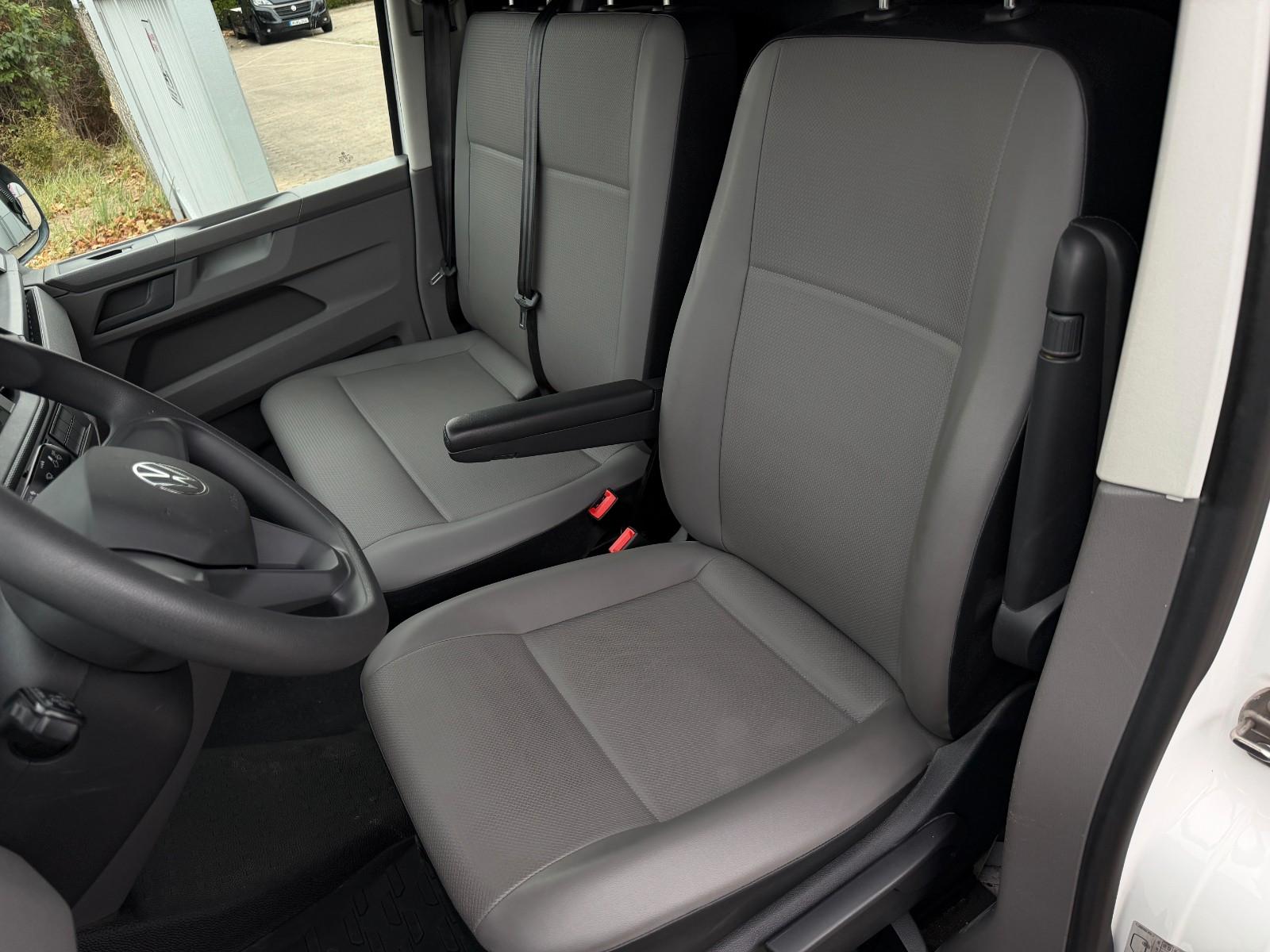 Volkswagen T6.1 Transporter Kasten FWD lang 3 SITZE*PDC*