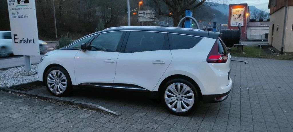 Image of Renault Grand Scenic