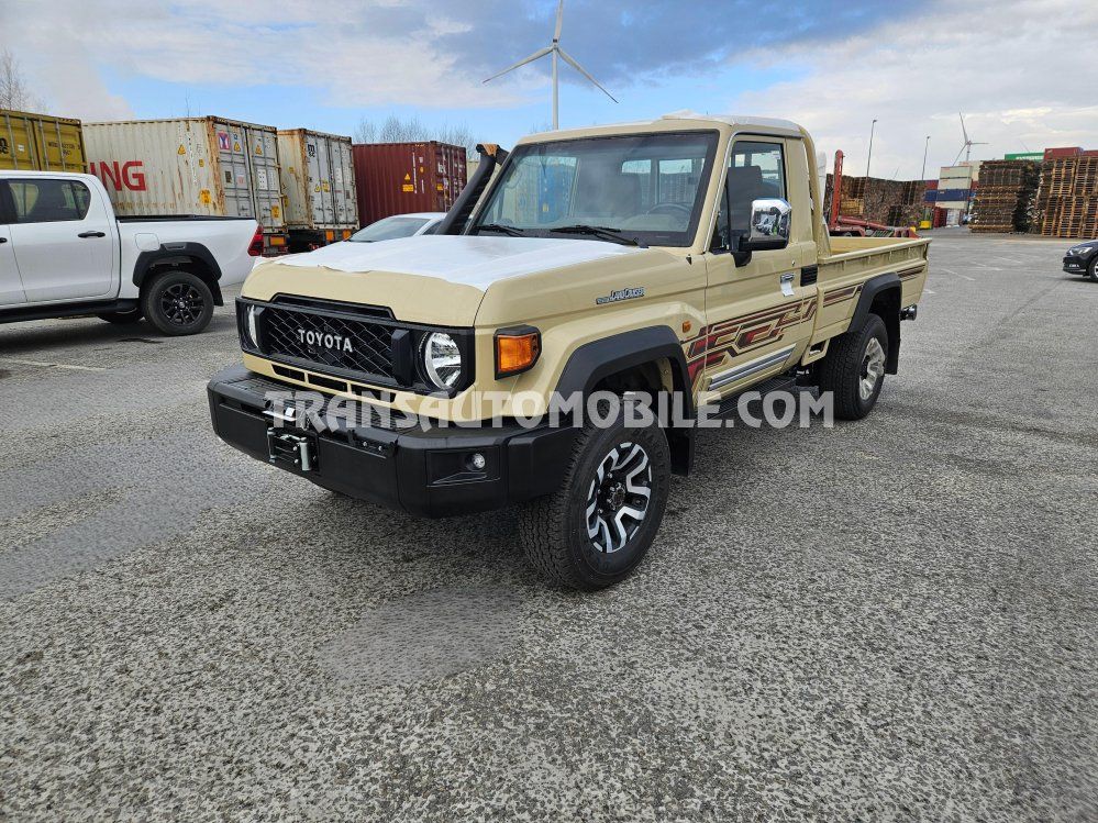 Toyota Land cruiser 79   GDJ 79 SIMPLE CABINE-EXPORT OU