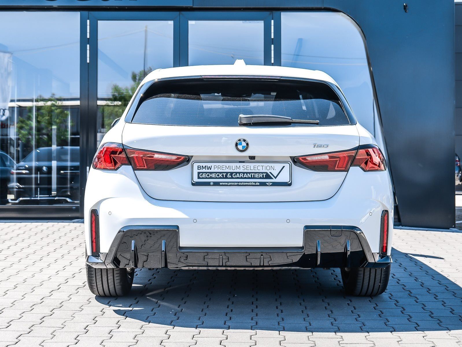 BMW 120 - Bild 11