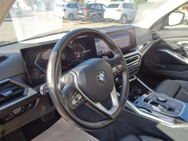 Fahrzeugabbildung BMW 318d/CurvedDisplay/1.Hd/LED/Leder/Navi/