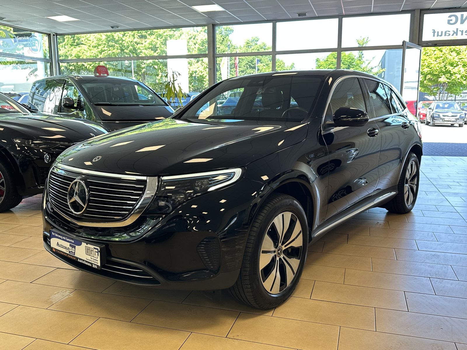 MERCEDES-BENZ EQC 400 4Matic*ACC*S-dach*Massage*ST-heiz*Leder