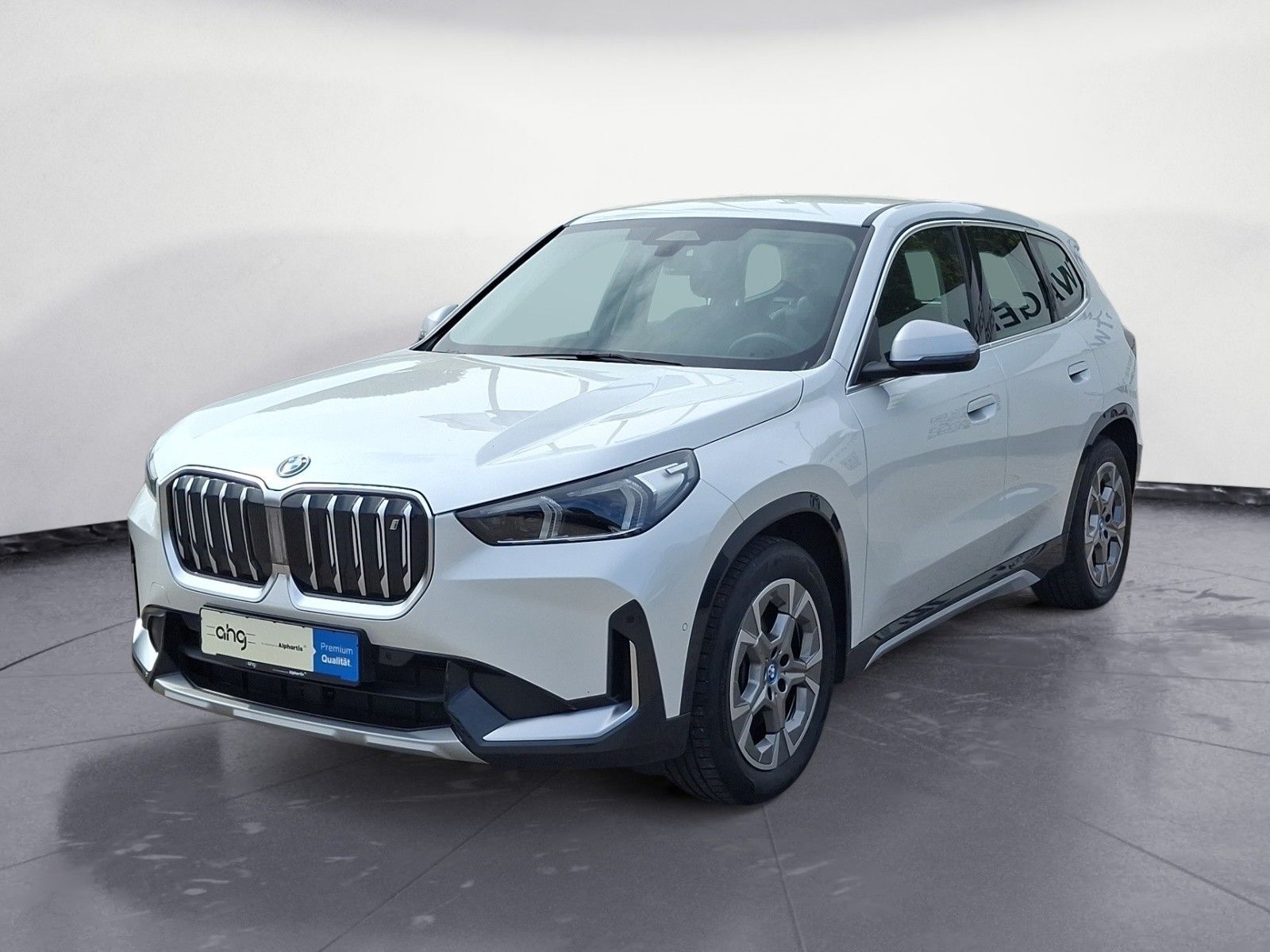 BMW iX1 xDrive30 AHK Adaptives Fahrwerk imagem 2