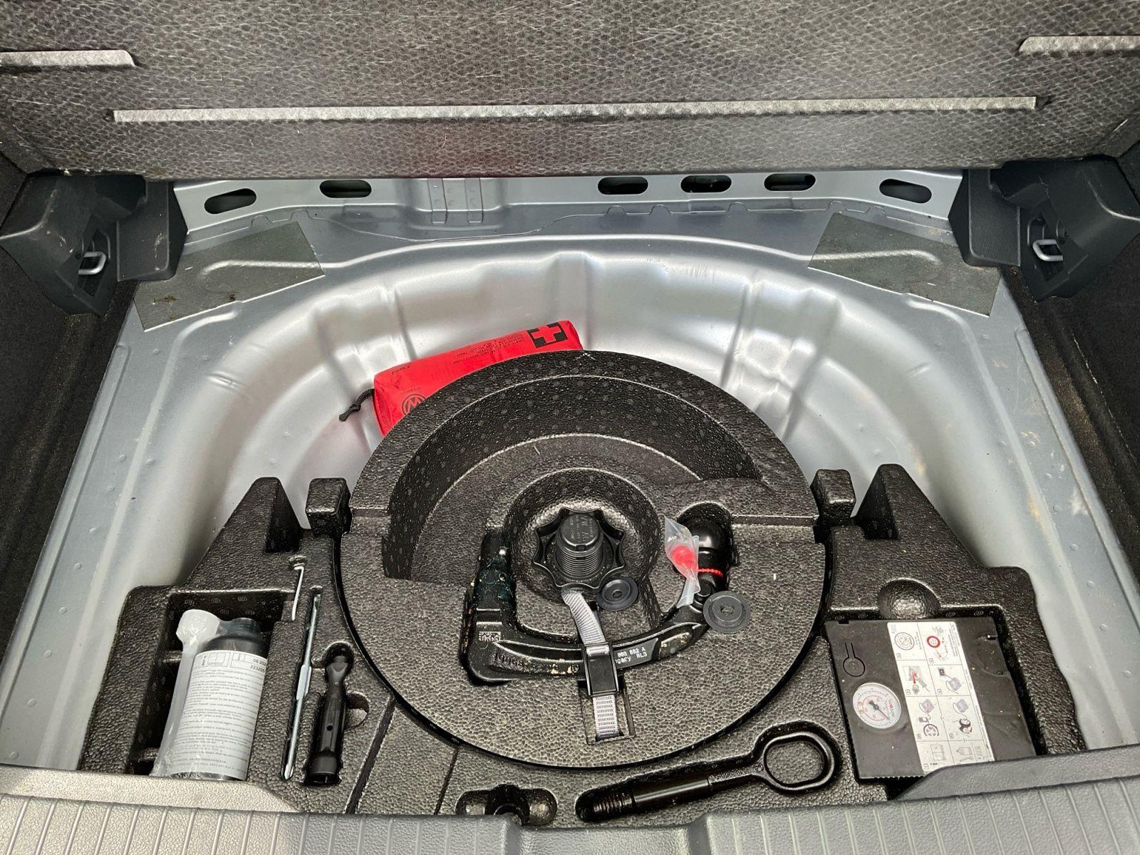 Volkswagen T-Roc 1.0 TSI R-Line, миниатюра 18