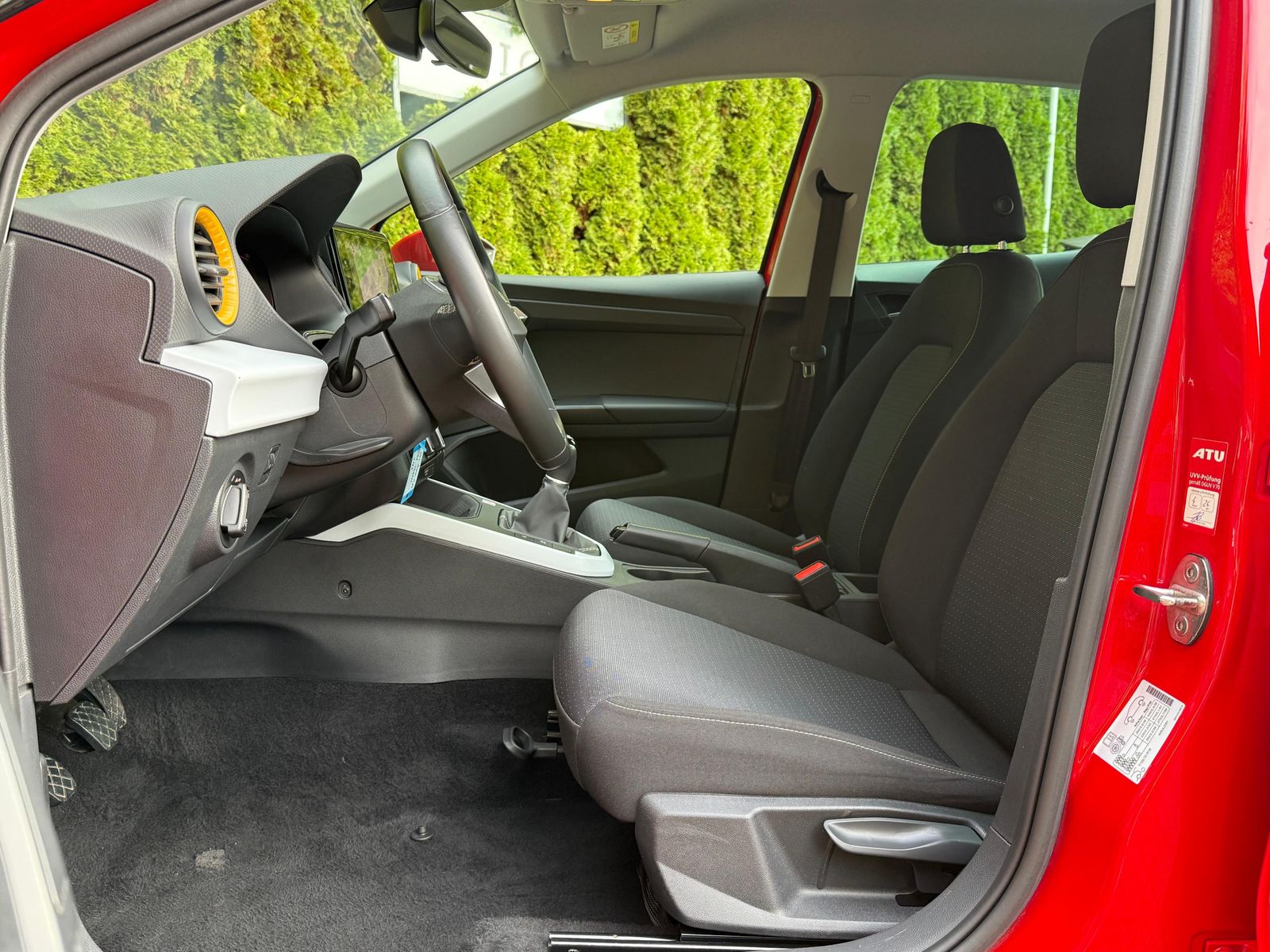 Fahrzeugabbildung SEAT Arona 1.0 TSI Style LED+NAV+SHZ+ACC+DAB+VIRT+PDC