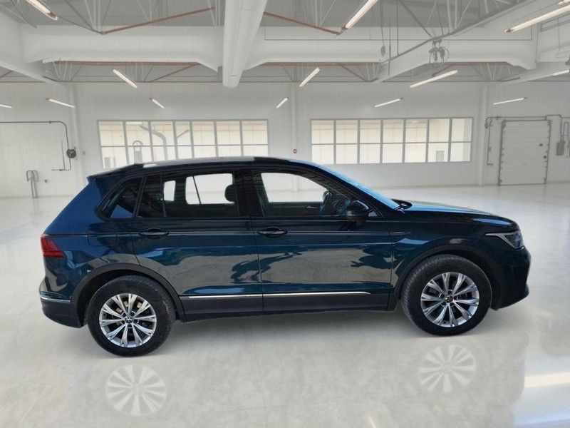 Volkswagen VOLKSWAGEN TIGUAN 2.0 TDI SCR 110 KW LIFE DSG SU imagem 3