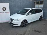 Volkswagen Touran United 2.0 TDI Xenon AHK PDC Shz TÜV - Volkswagen Touran aus 2008: United