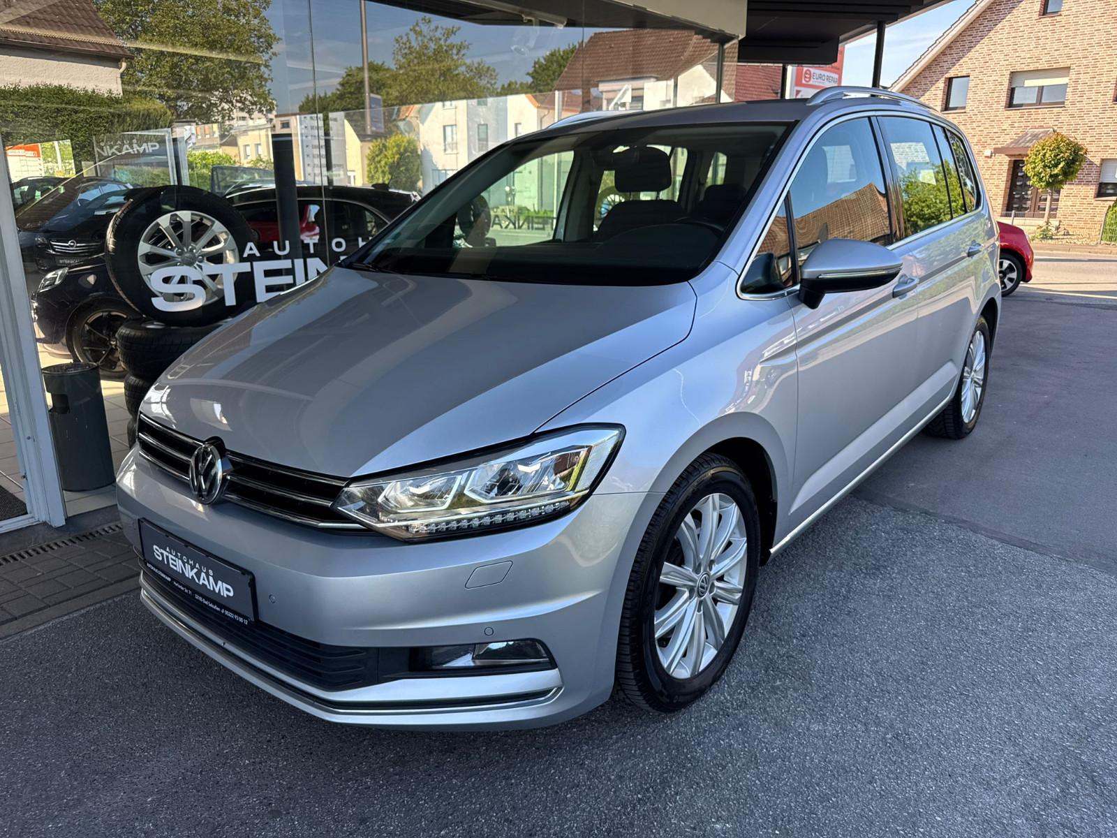 Volkswagen Touran Highline DSG * LED * ACC * NAVI * AHK