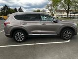 Hyundai SANTA FE 2.4 GDI Style 4WD 6AT SEVEN Style - Hyundai SANTA FE: Style