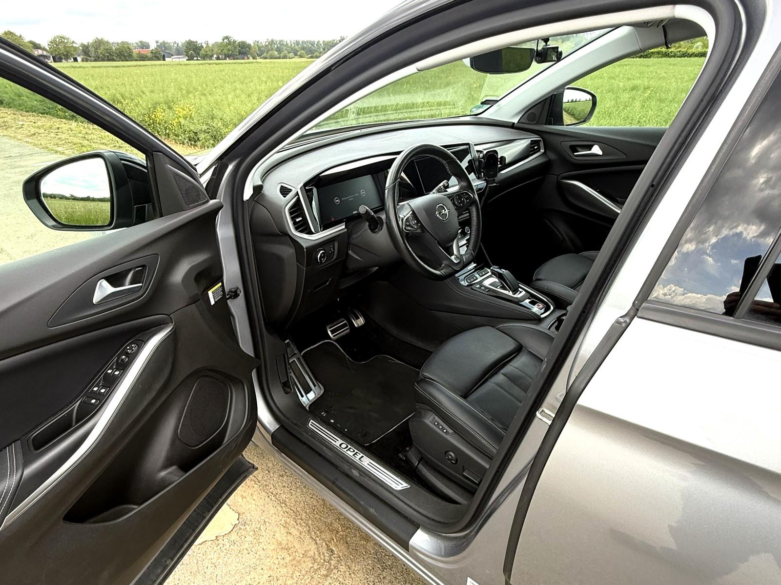 Opel Grandland (X) 1.6 Hybrid4 Ultimate Garantie12/28