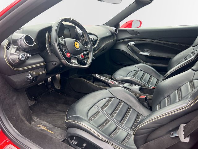 FERRARI F8 – Bild 10