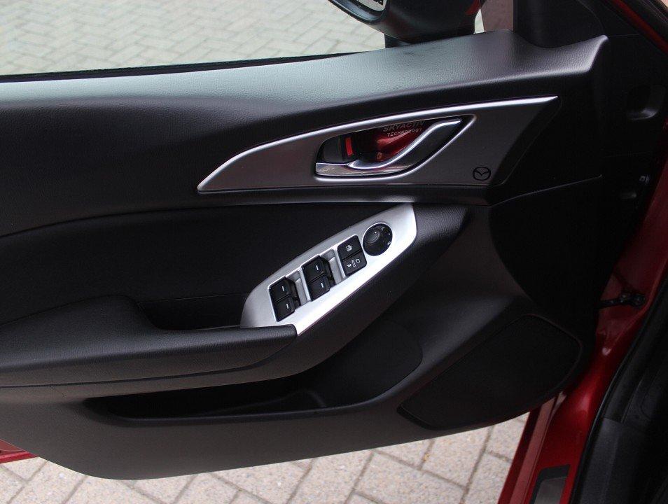 Mazda 3 G-120 Signature+ NAVI RFK EPH TEMPOMAT BLUETOO