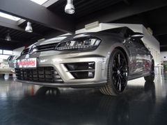 VW Golf R 4MOTION/ DSG/ Navi/ BiXenon/ Kamera/ Pano