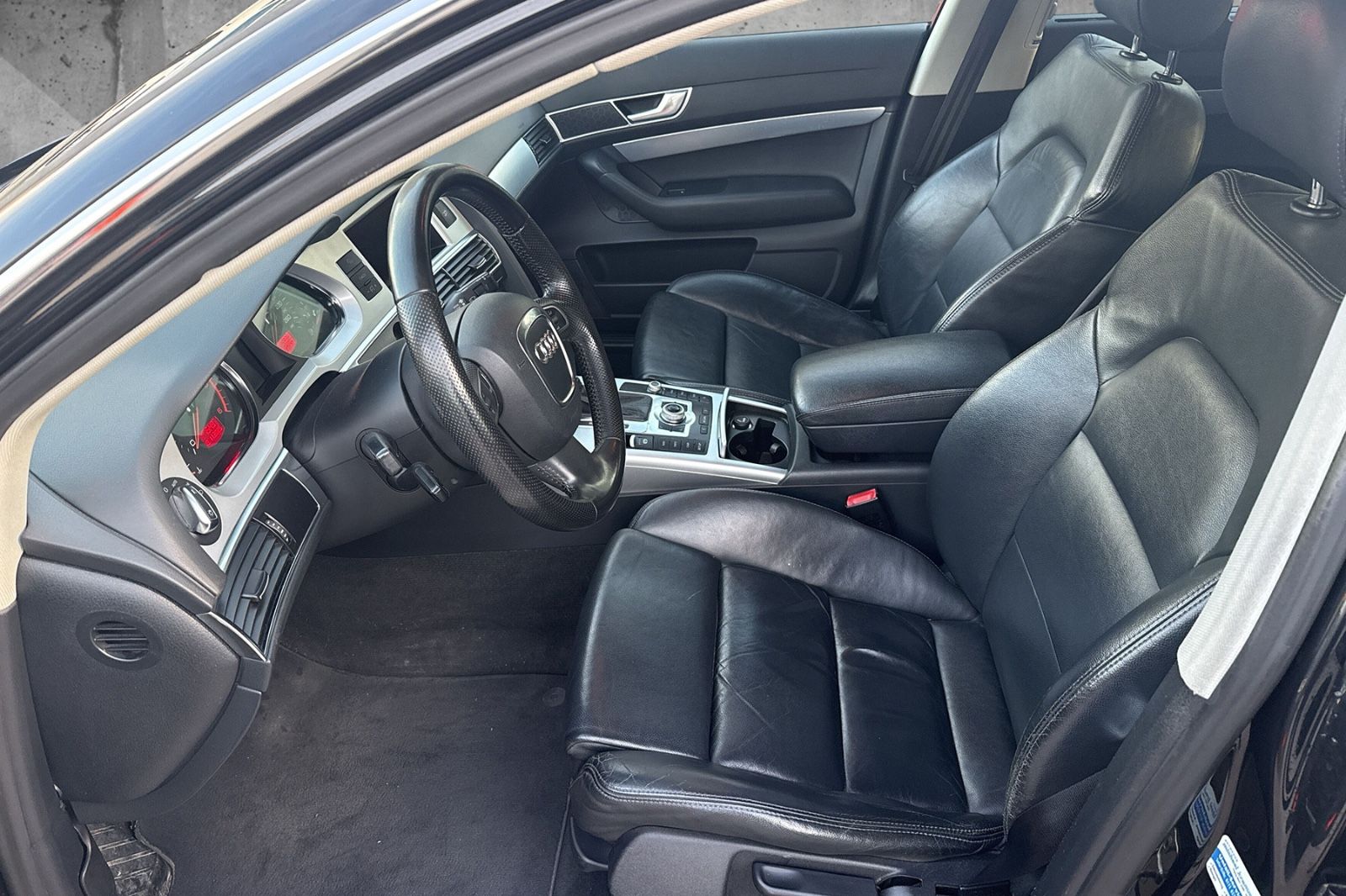 Fahrzeugabbildung Audi A6 Avant 3.0 TDI quattro*Schiebedach*Facelift*