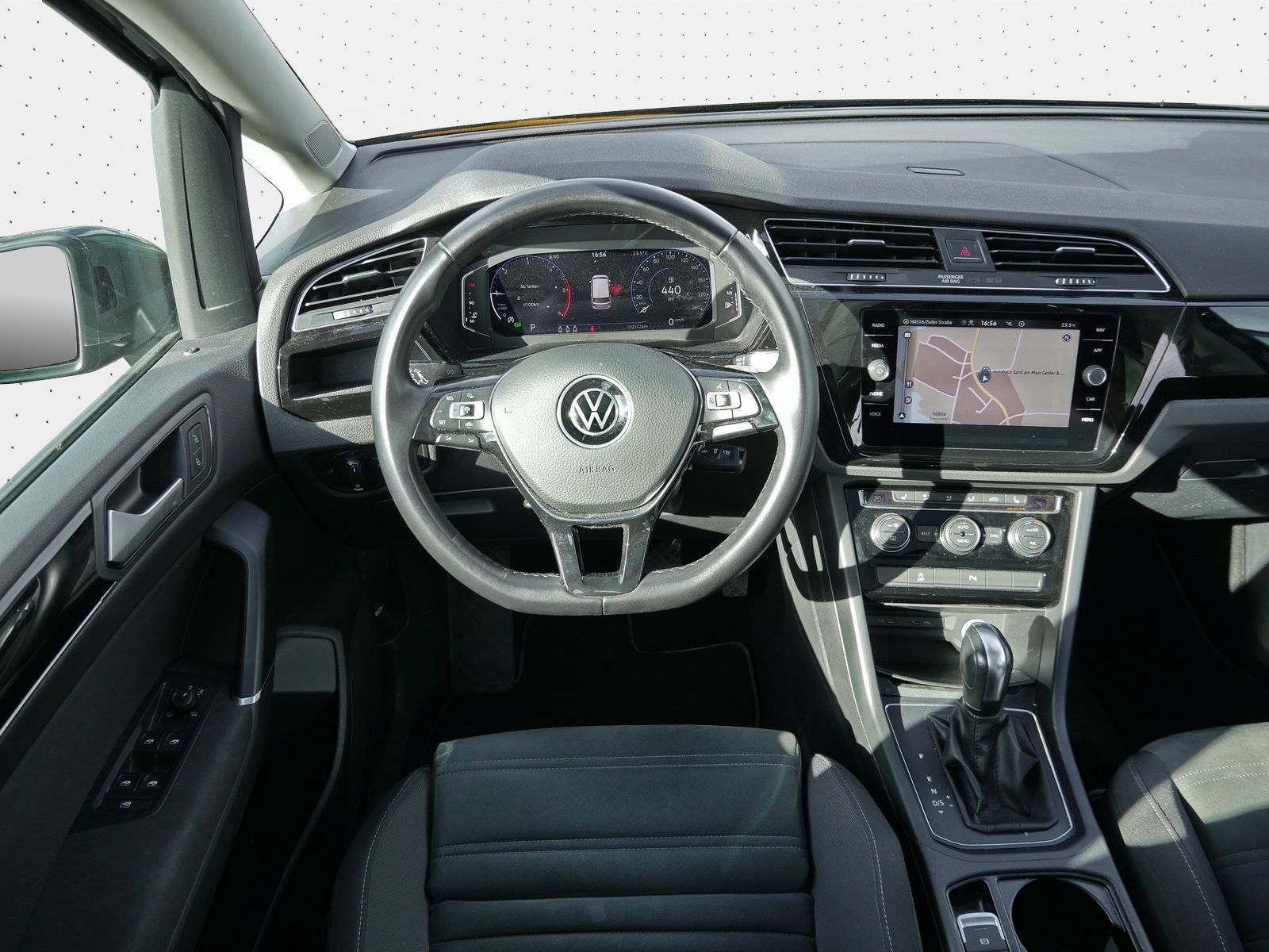 Volkswagen Touran - Bild 8