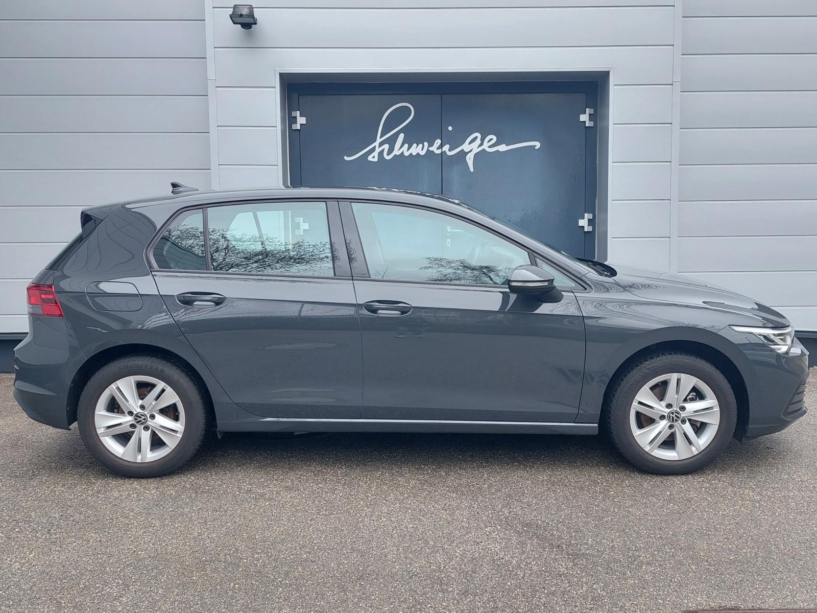 Volkswagen Golf VIII 1.0 TSI Life (EURO 6d)