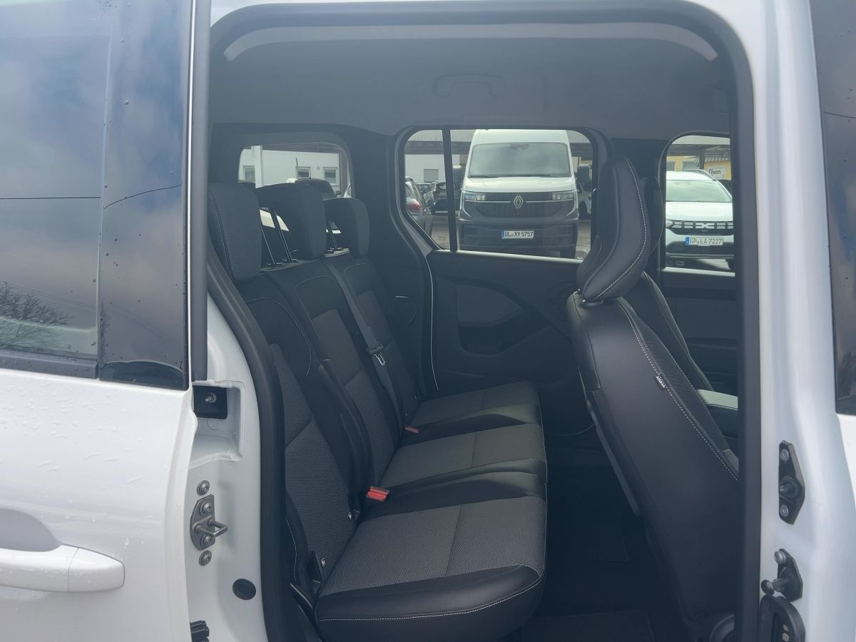 Fahrzeugabbildung Renault Kangoo Intens BLUE dCi 115
