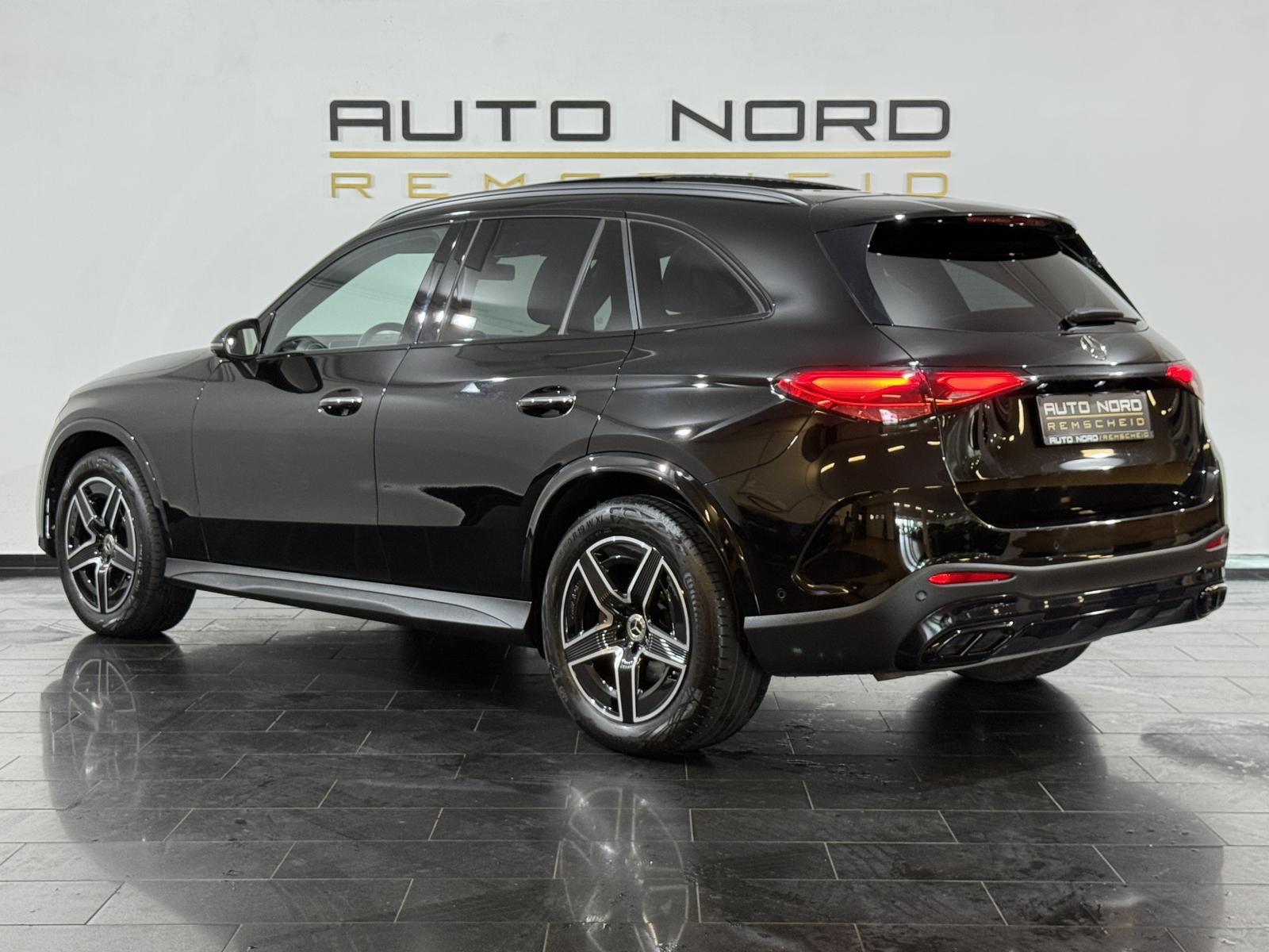 Mercedes-Benz GLC 200 AMG 4M*Pano*HeadUP*Night*360°*Memory*