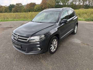 Volkswagen Tiguan - 9