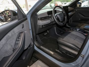 Ford Mustang MACH-E *GT* - Allrad + Panoramadach + Na