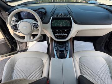 صورة 7 لـ 2020 Aston Martin DBX