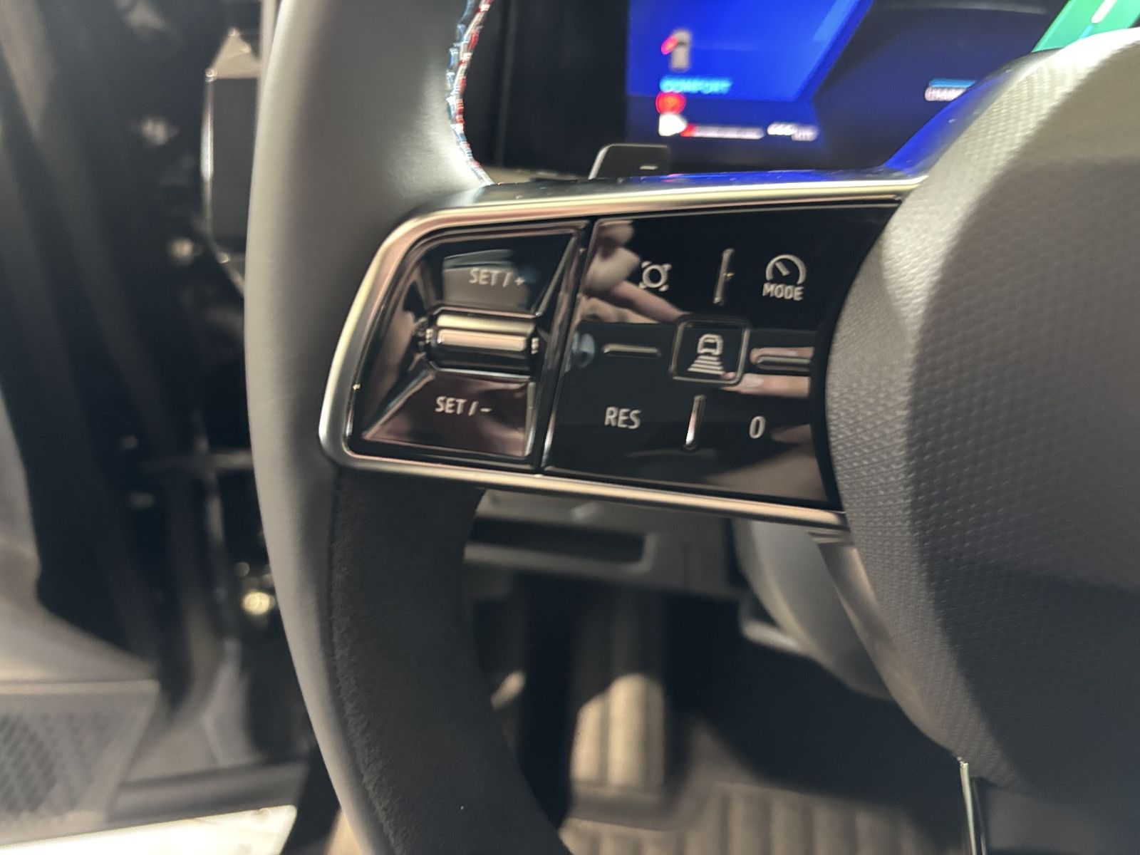 Renault Rafale - Bild 23