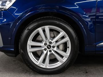 Audi Q7 - 10