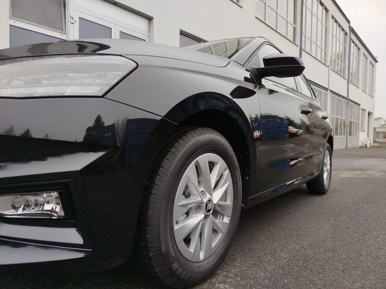 Fahrzeugabbildung SKODA Fabia Extra Plus SELECTS85/1.0 A7F