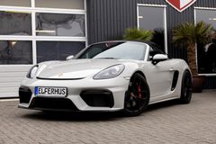 PORSCHE 718 Boxster Spyder Kreide/Bose/Carbon