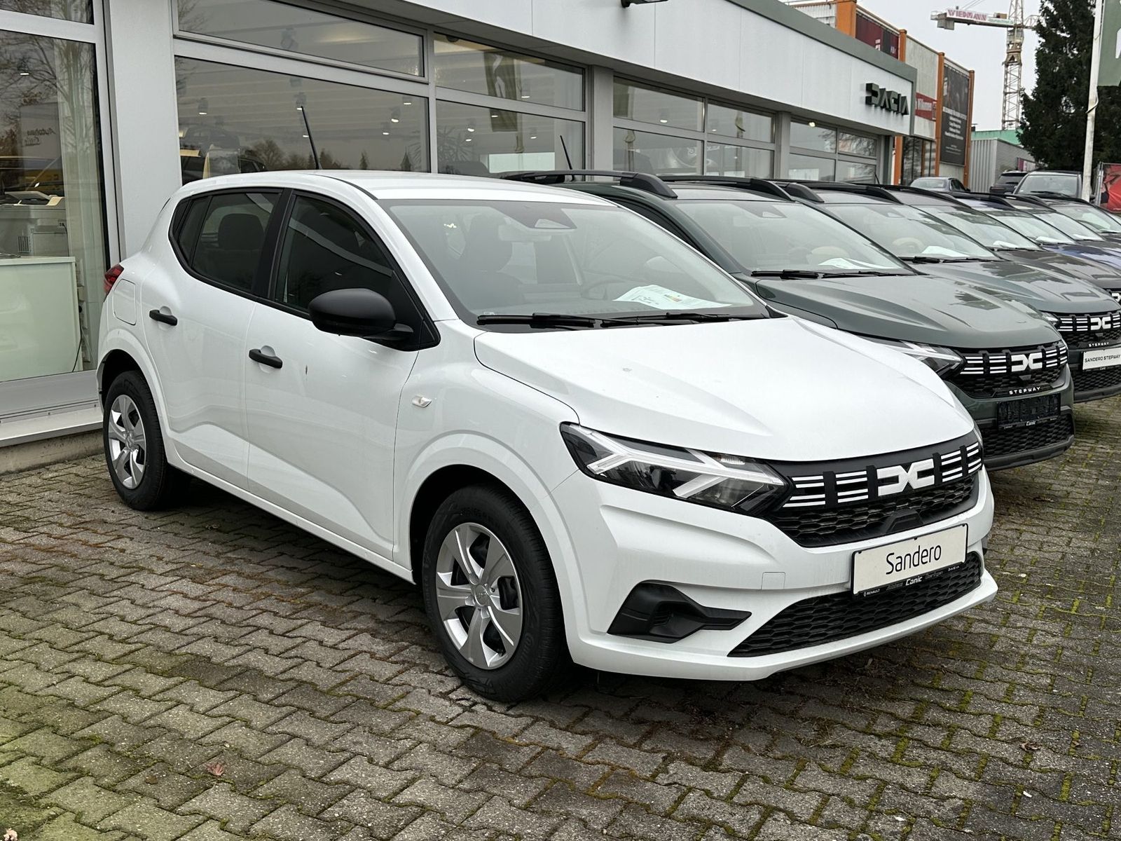 Fahrzeugabbildung Dacia Sandero Essential SCe 65