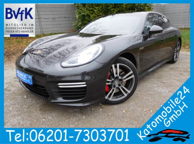 Porsche Panamera Turbo PDK Sport Chrono Sportabgas LED