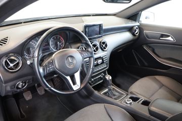 Mercedes-Benz A 180 Style TEILLEDER+BT+ALU+AHK