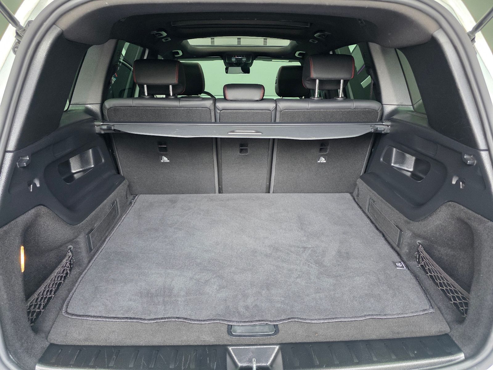 Mercedes-Benz GLB 200 4MATIC, AMG LINE, PANO, DISTRONIC, R-KAM foto 24