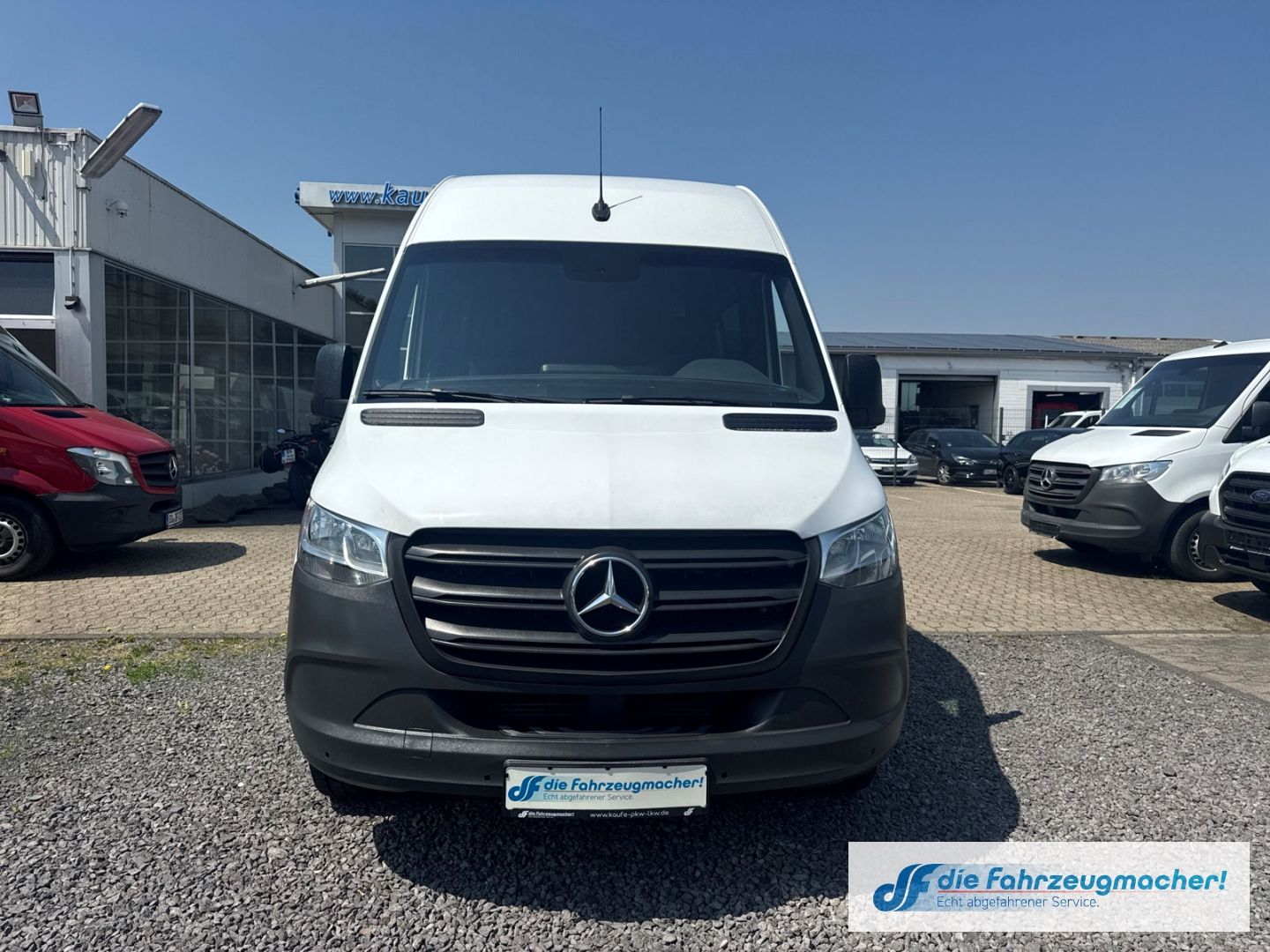 Fahrzeugabbildung Mercedes-Benz Sprinter MAXI MIXTO 314CDI Kamera AHK Navi Apple