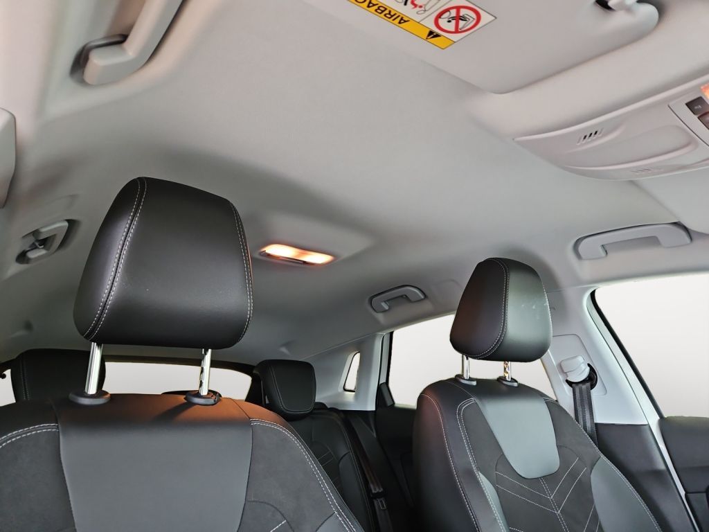 Fahrzeugabbildung Opel Grandland 1.2 Automatik GS Sitzheiz. LED-Matrix